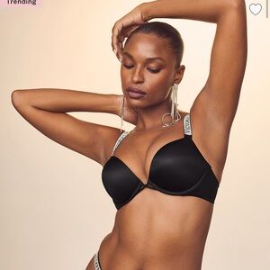 Victoria’s Secret VERY SEXY Bombshell Logo Shine Strap Add-2-Cups Push-Up Bra